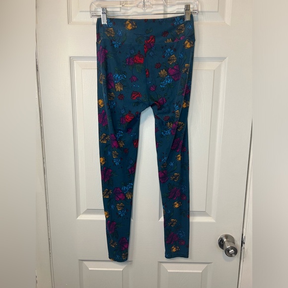 Lula Roe one size leggings - Picture 3 of 4